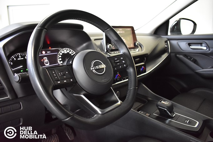 NISSAN Qashqai MHEV 158 CV Xtronic Business